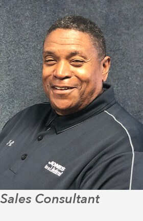 Staff member Wayne Taylor from 4d41e2c0498d