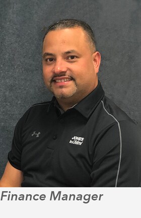 Staff member Luis Taveras from 4d41e2c0498d