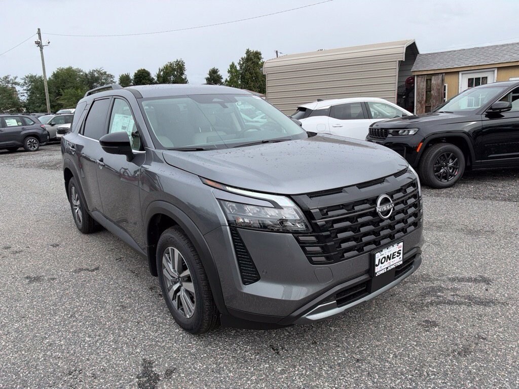 New 2026 Nissan Pathfinder SL SUV