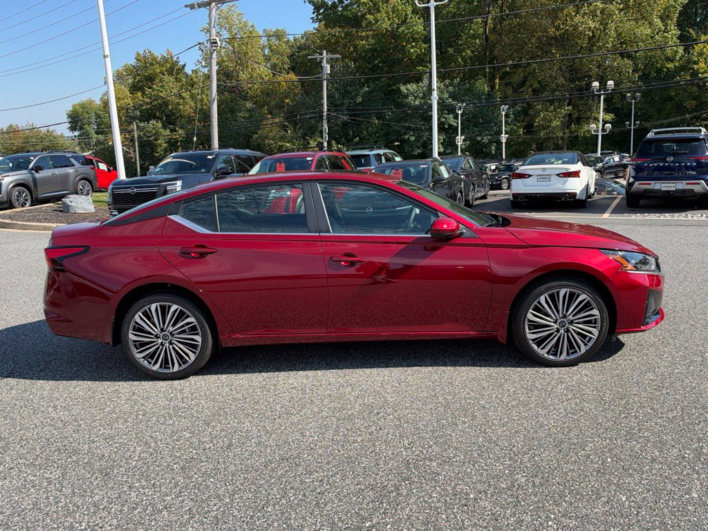New 2026 Nissan Altima SV Sedan