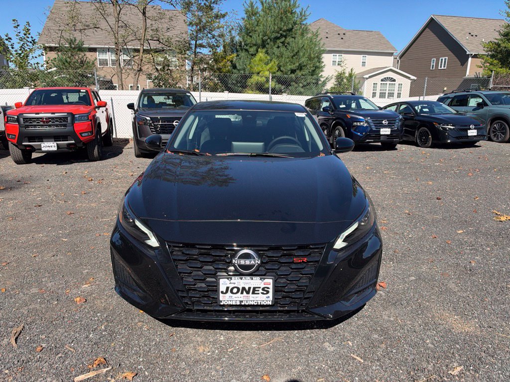 New 2026 Nissan Altima SR Sedan