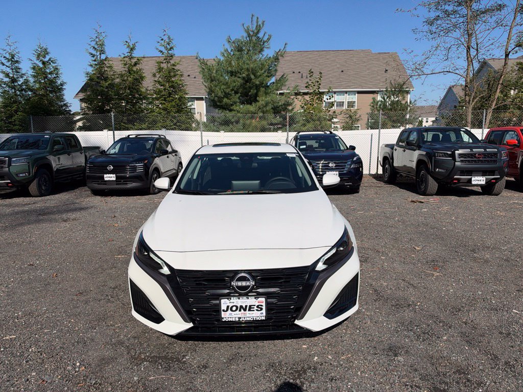 New 2026 Nissan Altima SV Sedan
