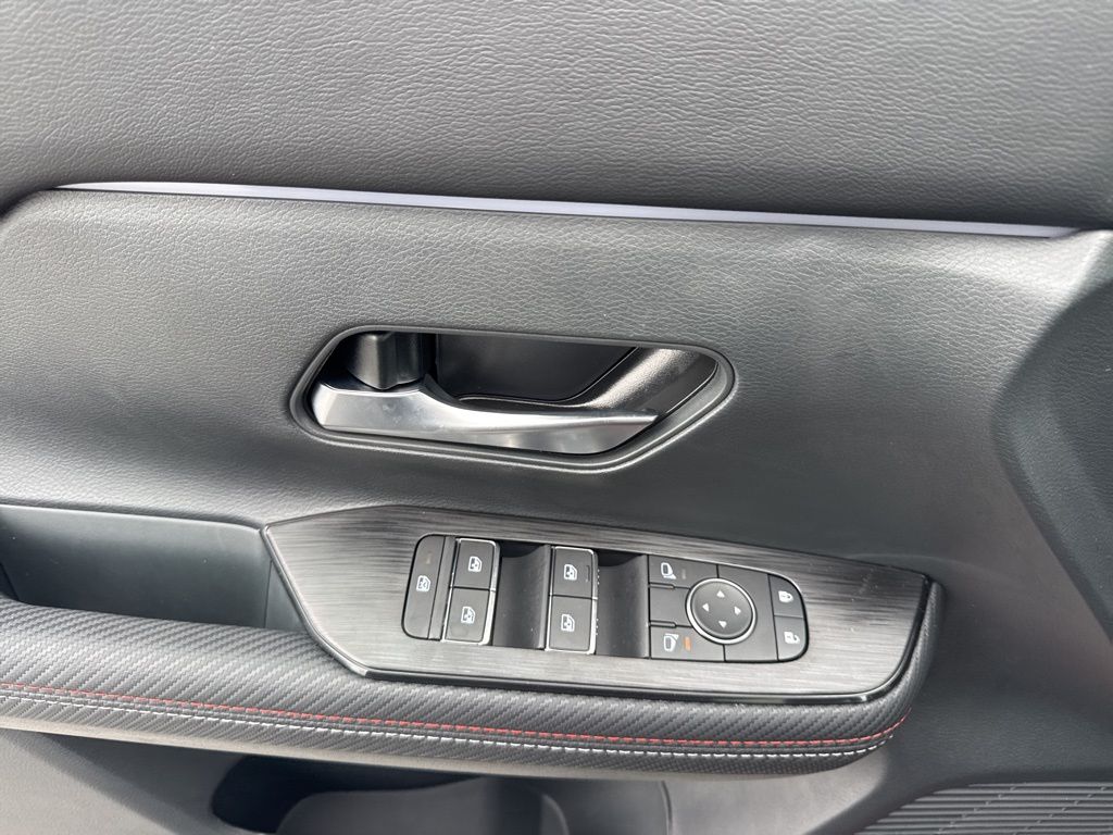 2026 Nissan KICKS SR AWD - Photo 8