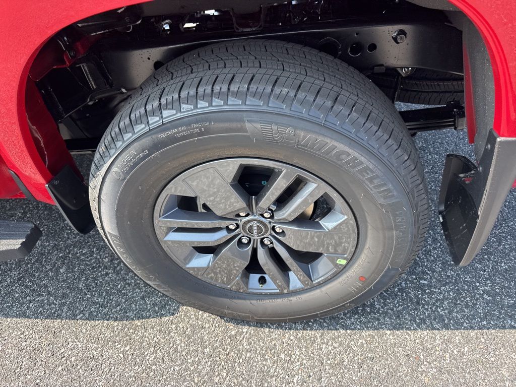 2026 Nissan Frontier SV - Photo 18