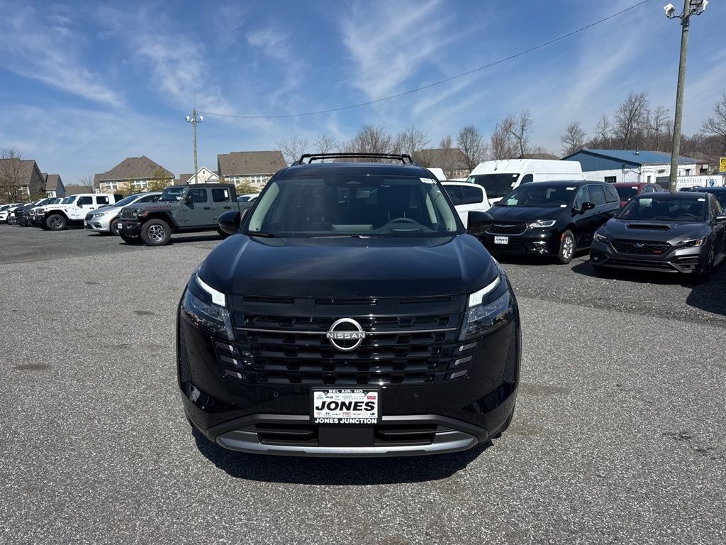 New 2026 Nissan Pathfinder Platinum SUV