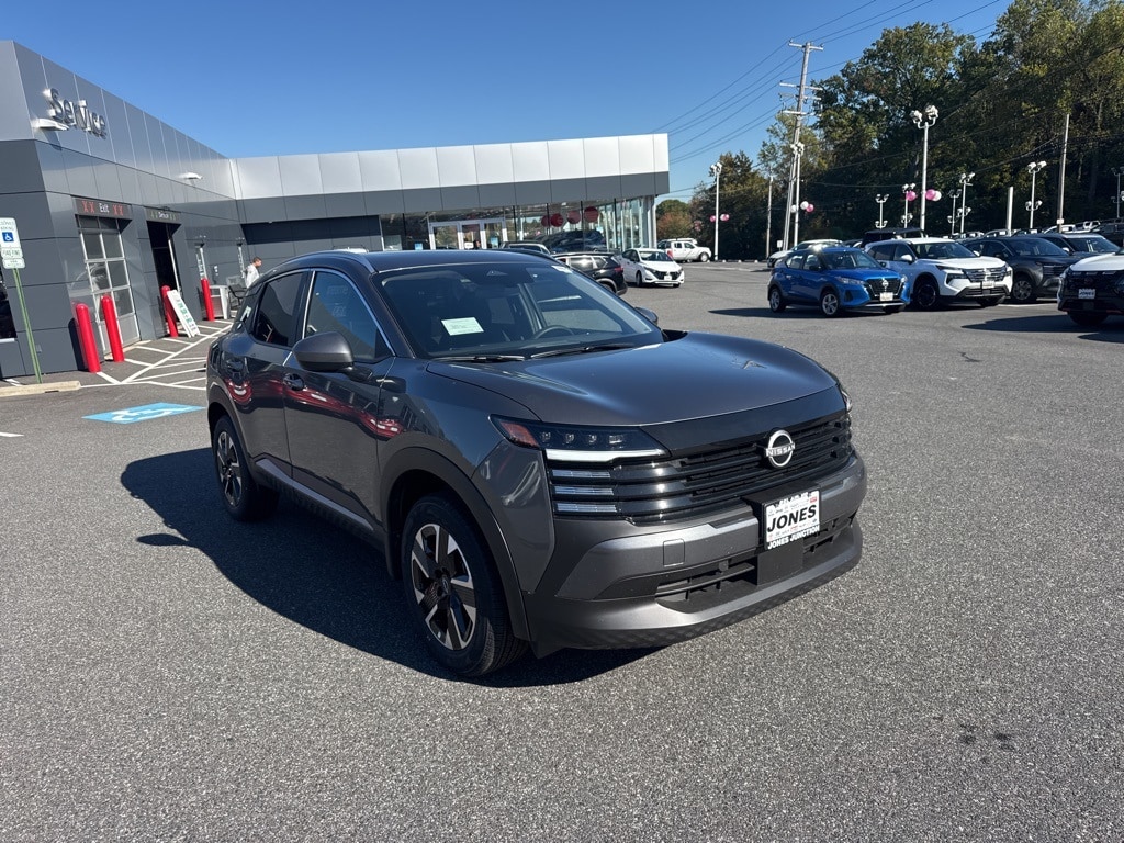 New 2025 Nissan Kicks SV SUV