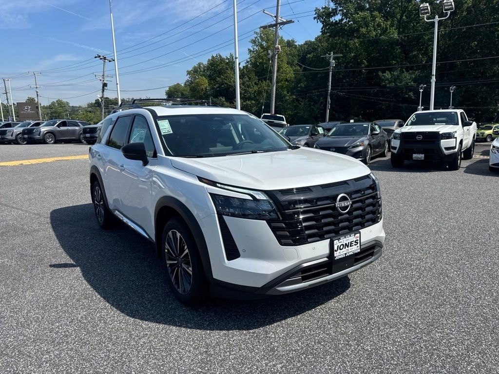 New 2026 Nissan Pathfinder Platinum SUV