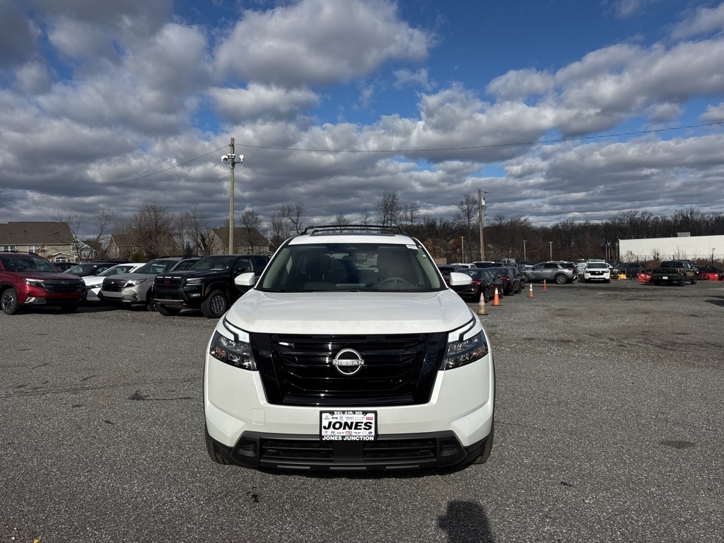 New 2025 Nissan Pathfinder SV SUV