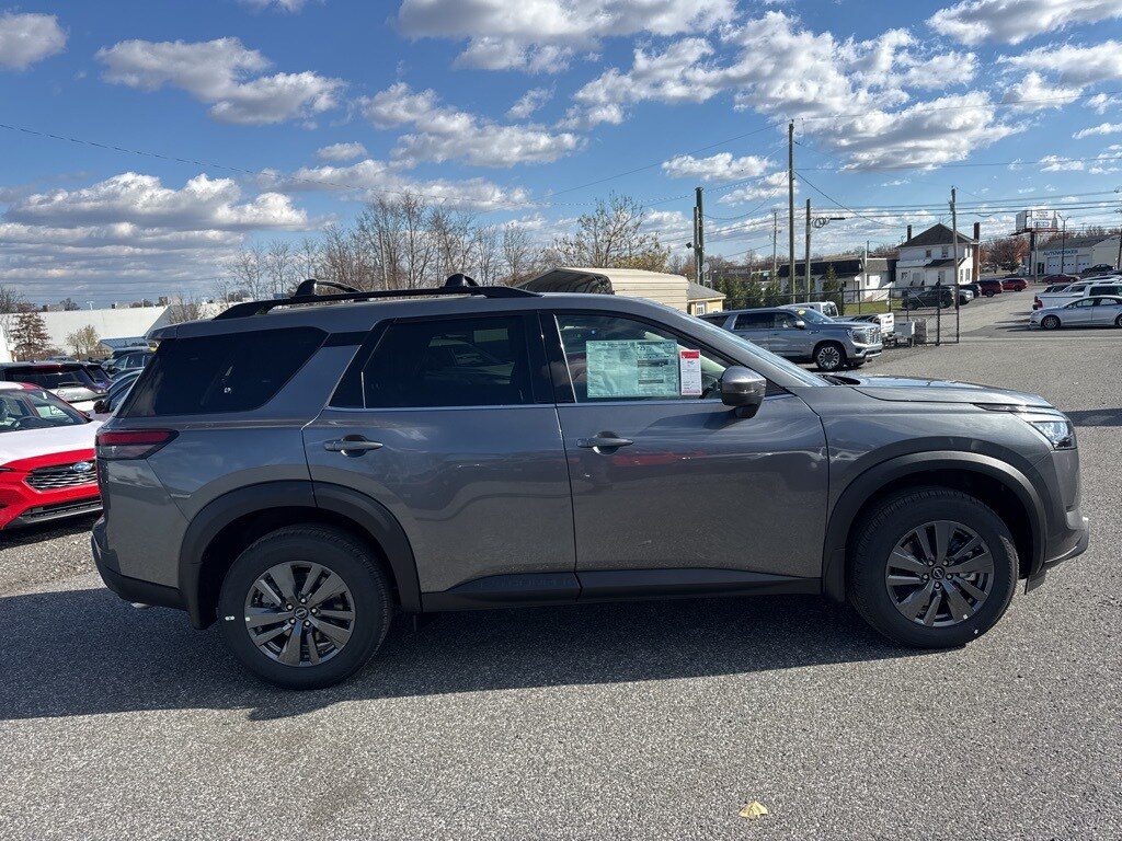 New 2025 Nissan Pathfinder SV SUV