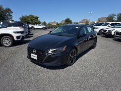 2025 Nissan Altima SR Sedan