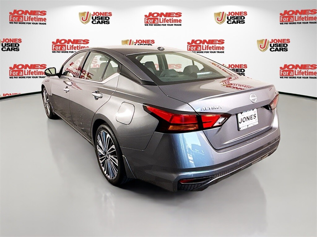 2025 Nissan Altima 2.5 SL photo 2