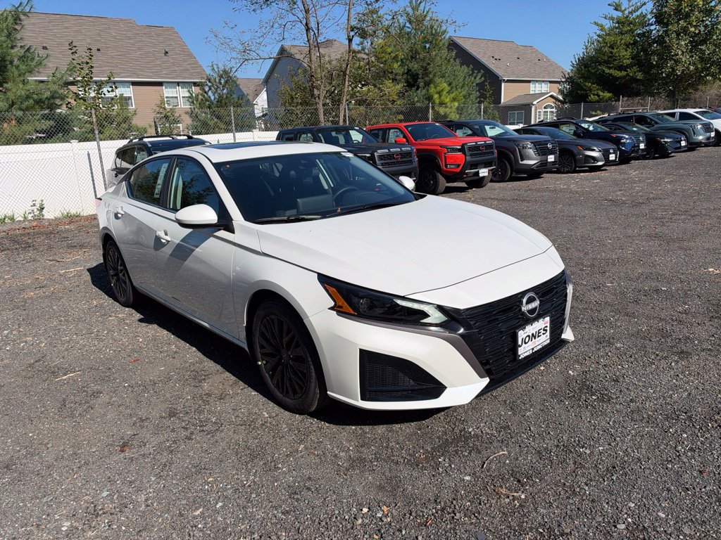New 2026 Nissan Altima SV Sedan