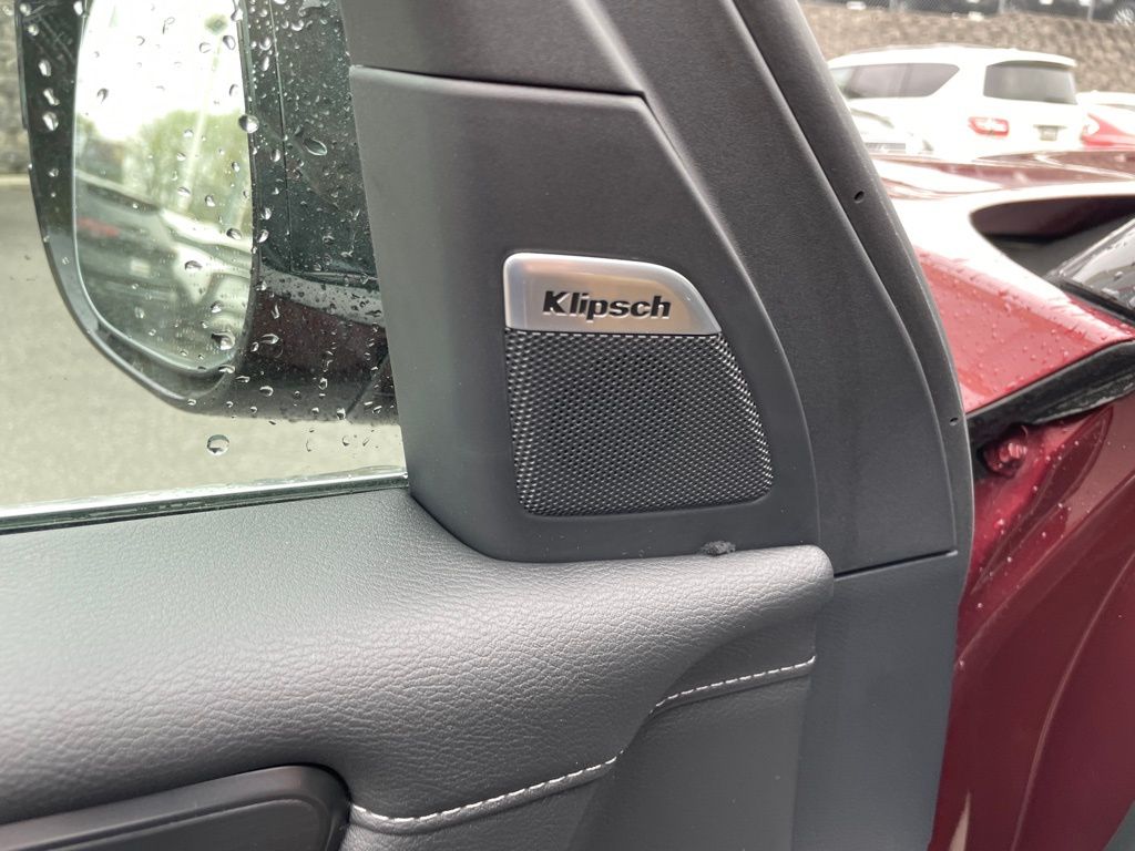 2025 Nissan Armada SL - Photo 8