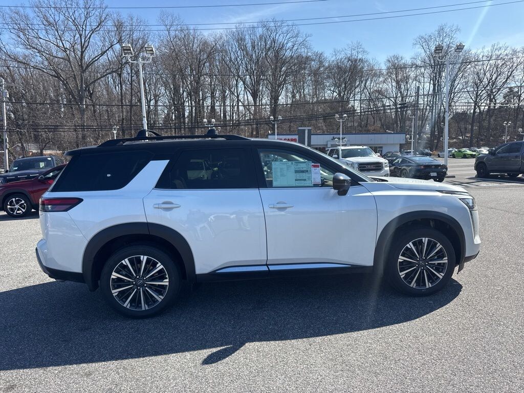 New 2026 Nissan Pathfinder Platinum SUV