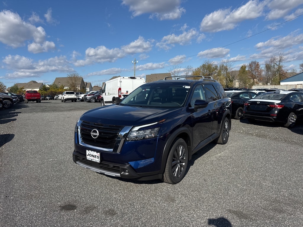 New 2025 Nissan Pathfinder SL SUV