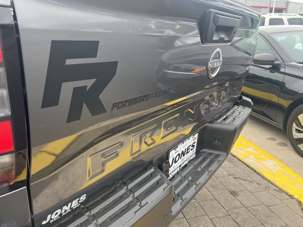 2025 Nissan Frontier SV - Photo 14
