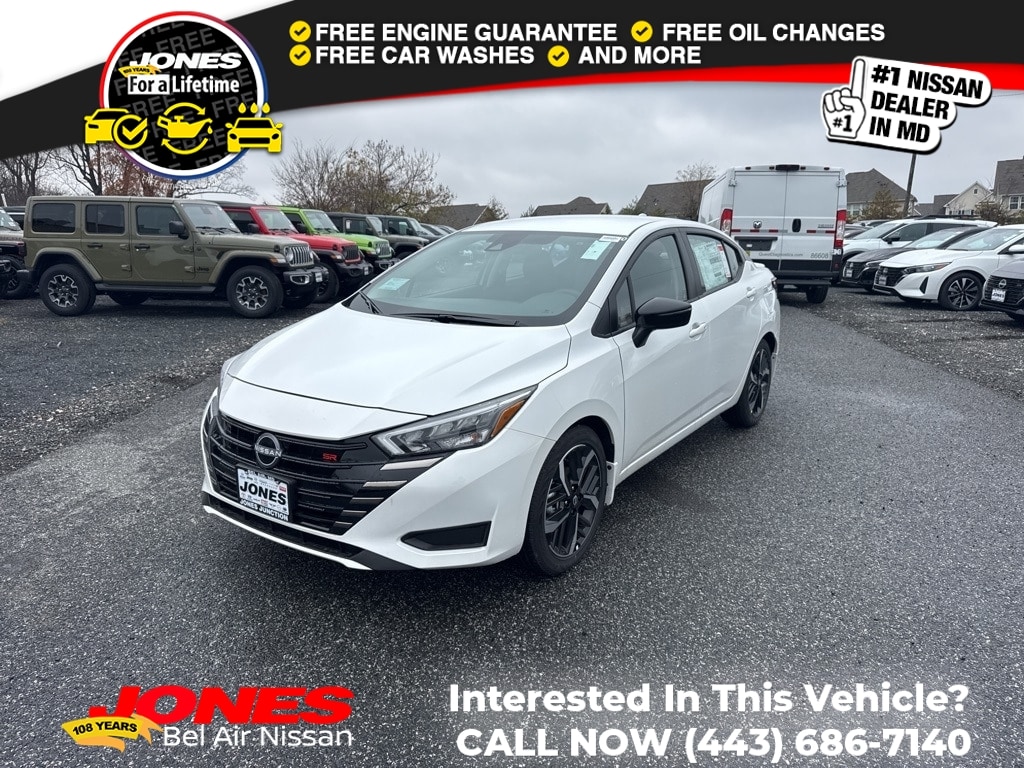 New 2025 Nissan Versa 1.6 SR Sedan