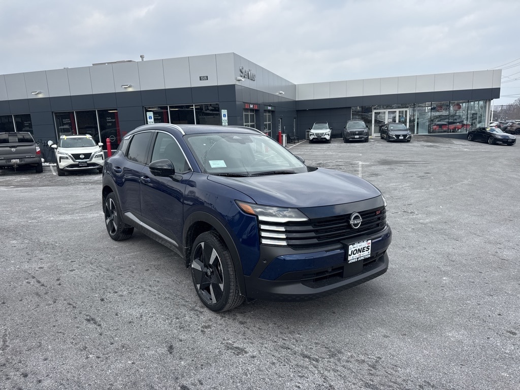 New 2026 Nissan Kicks SR SUV