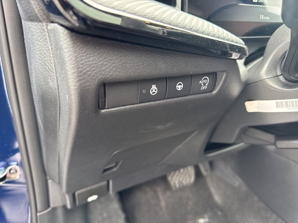 2026 Nissan KICKS SR - Photo 11