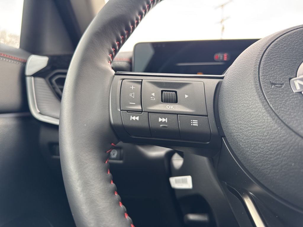 2026 Nissan KICKS SR - Photo 16