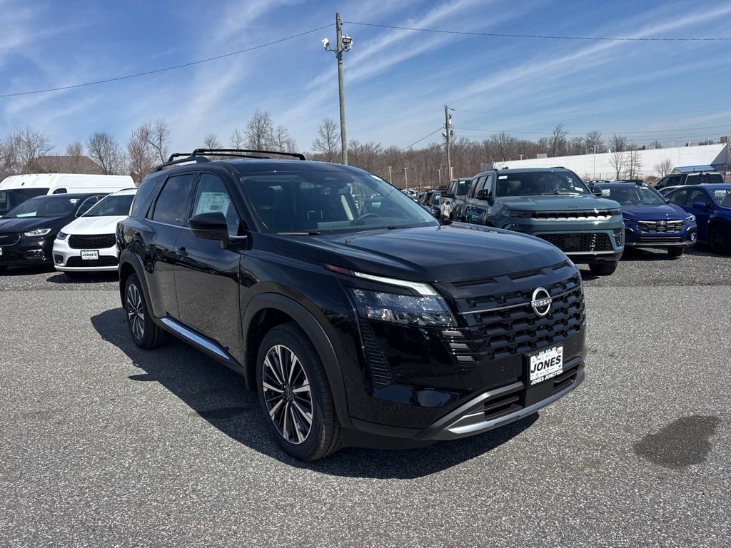 New 2026 Nissan Pathfinder Platinum SUV