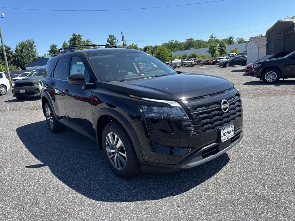 New 2026 Nissan Pathfinder SL SUV
