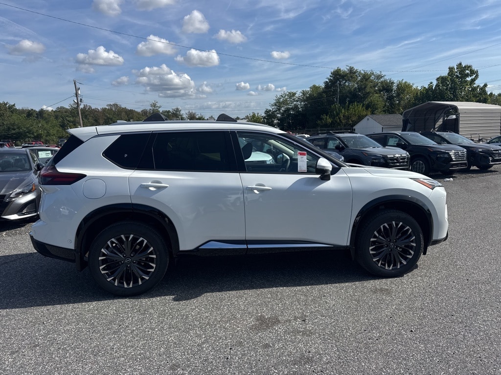 New 2026 Nissan Rogue Platinum SUV