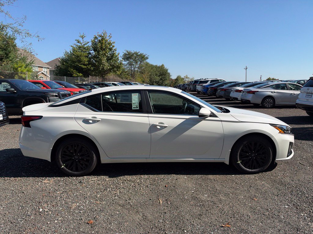 New 2026 Nissan Altima SV Sedan