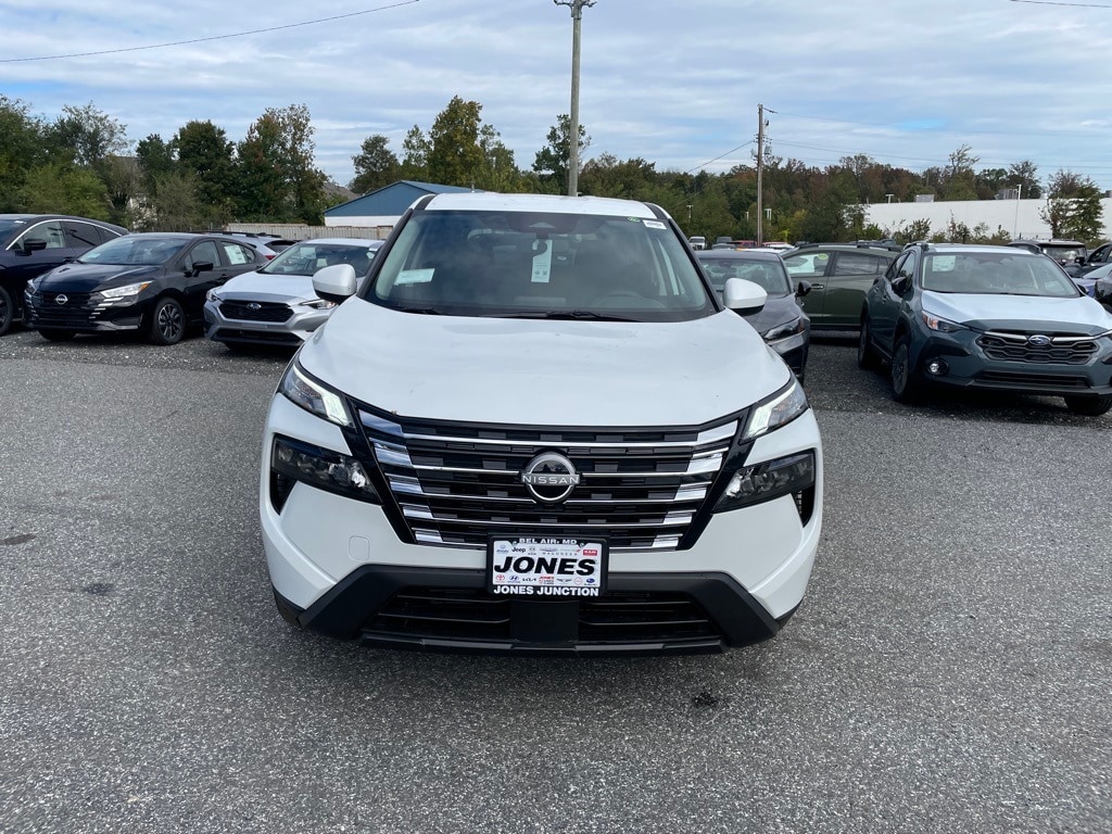 New 2026 Nissan Rogue SV SUV