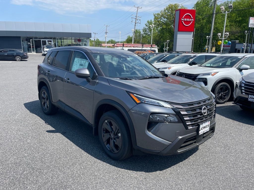 New 2026 Nissan Rogue SV SUV