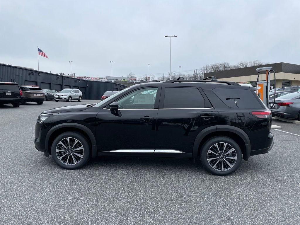 New 2026 Nissan Pathfinder Platinum SUV