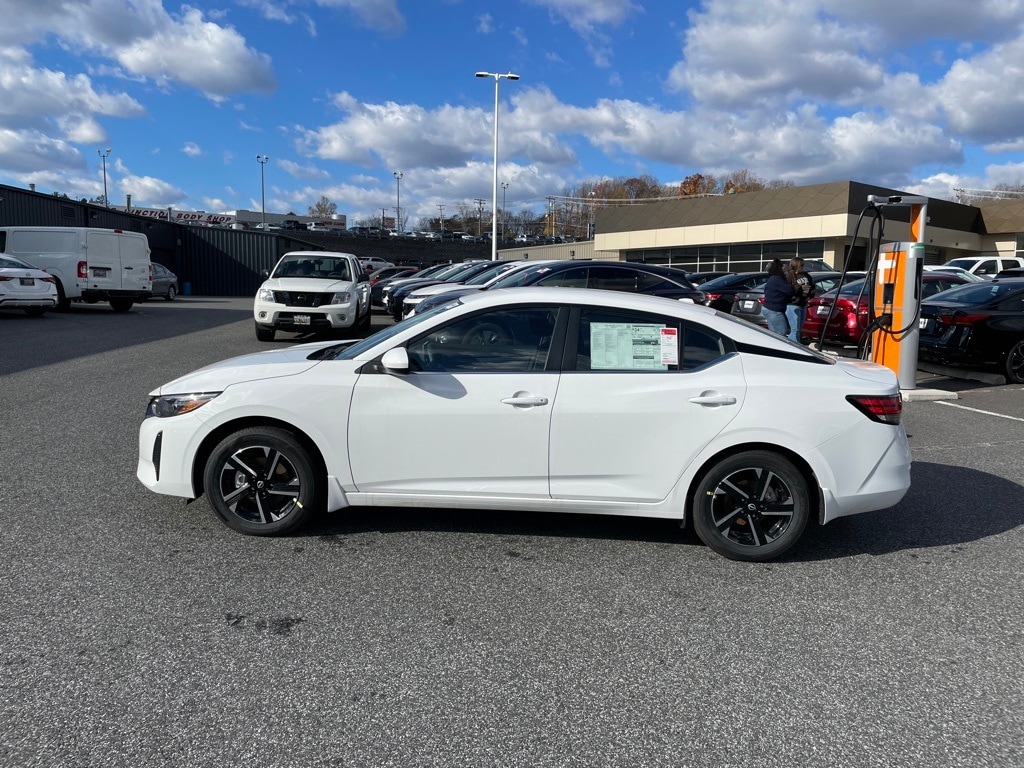 New 2025 Nissan Sentra SV Sedan