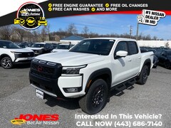 2025 Nissan Frontier PRO-4X Truck Crew Cab