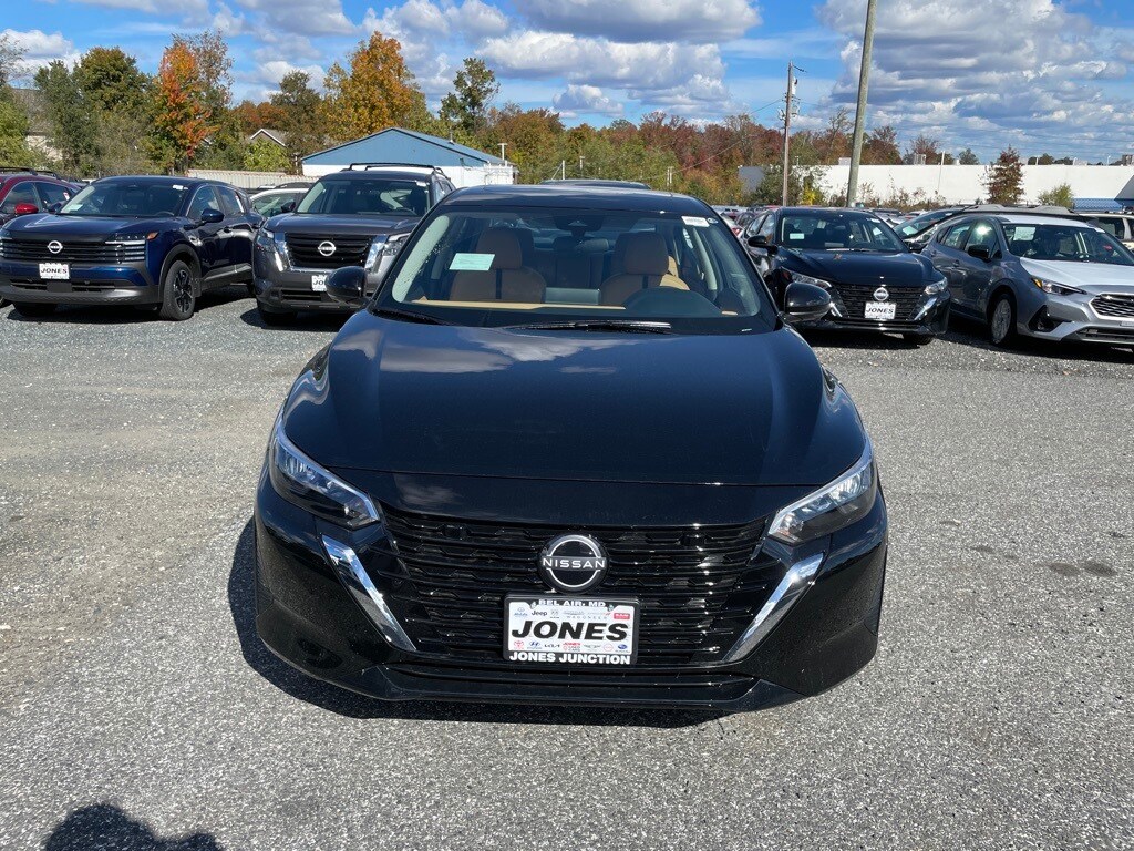 New 2025 Nissan Sentra SV Sedan