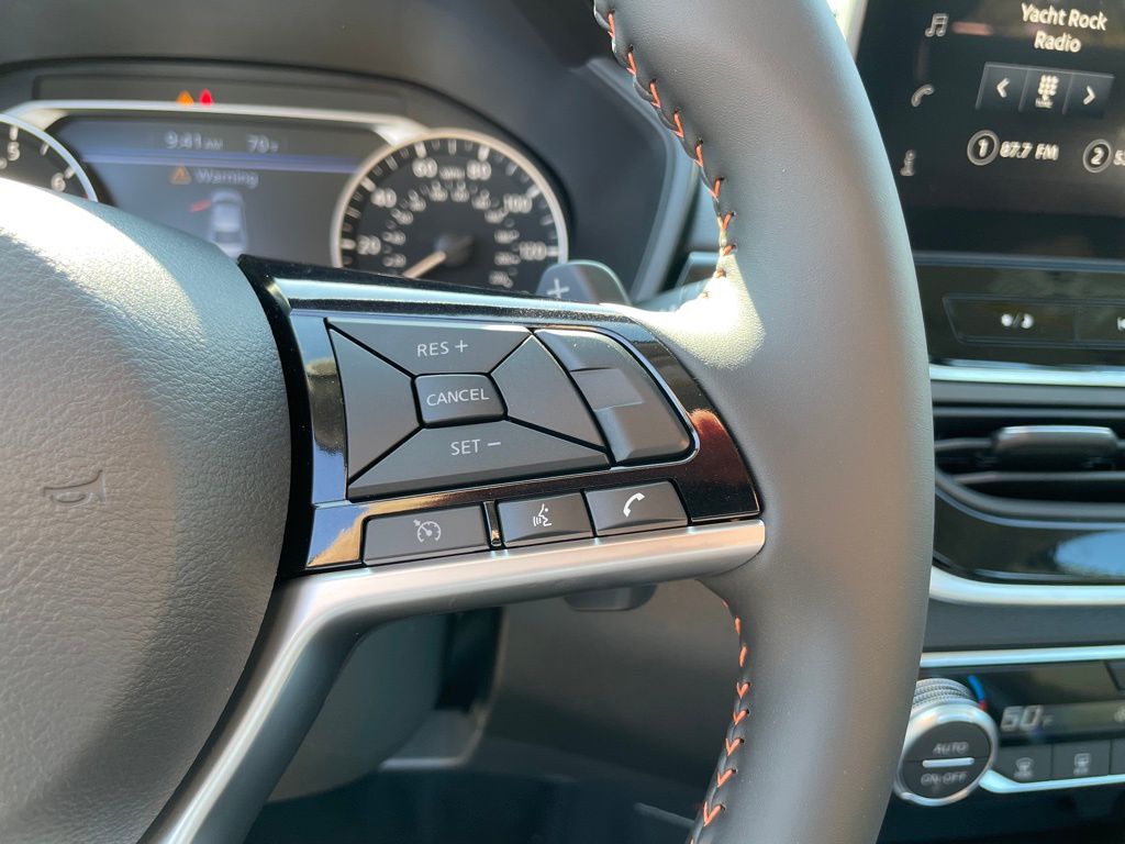 2025 Nissan Altima SR - Photo 16