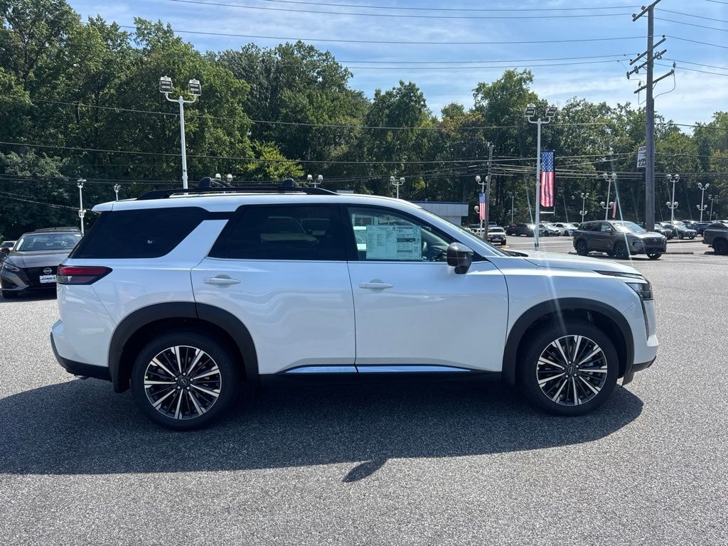 New 2026 Nissan Pathfinder Platinum SUV