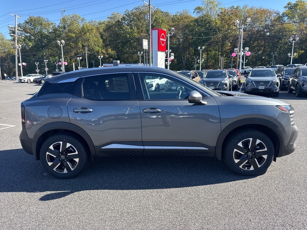 New 2025 Nissan Kicks SV SUV