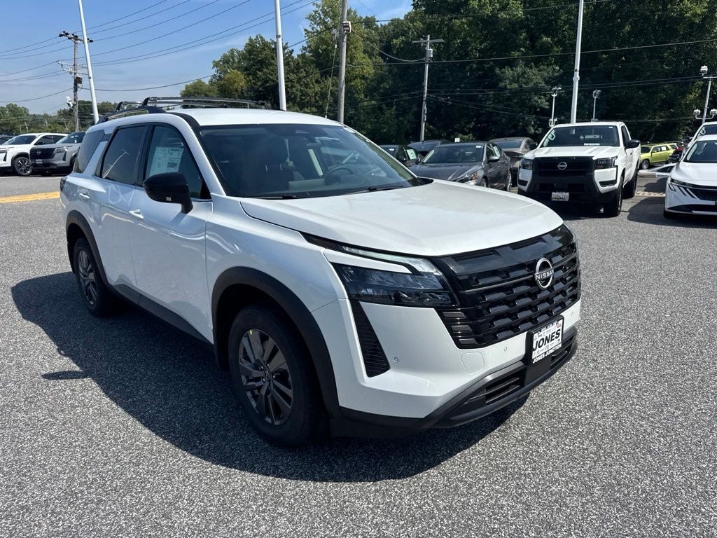 New 2026 Nissan Pathfinder SV SUV