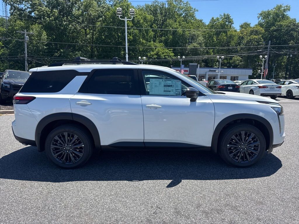 New 2026 Nissan Pathfinder SL SUV