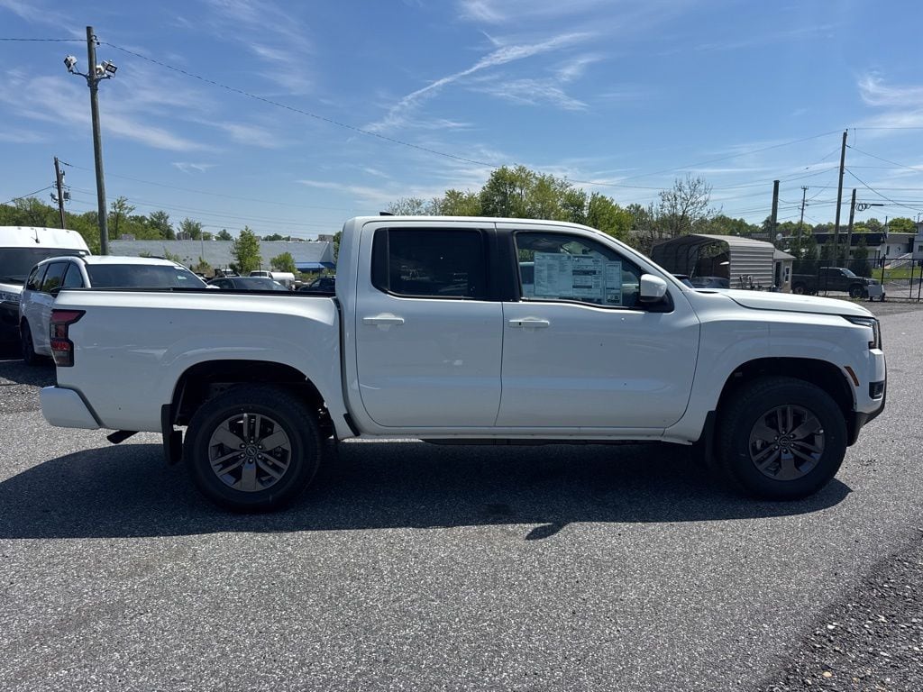 New 2026 Nissan Frontier SV Truck Crew Cab