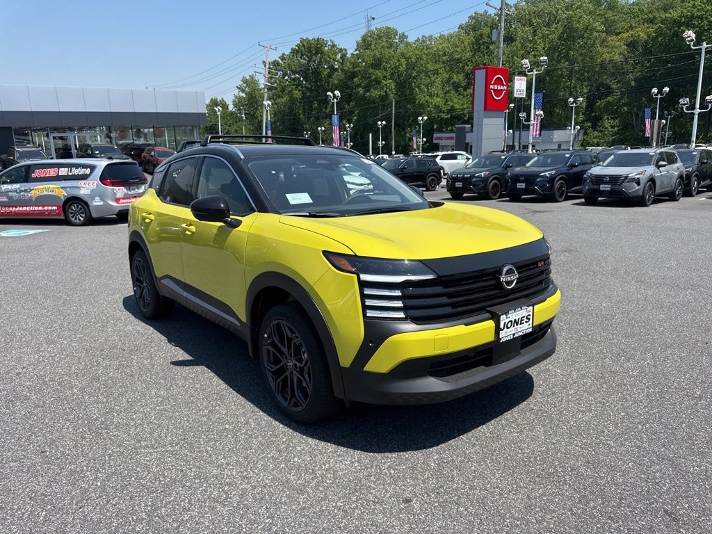 New 2026 Nissan Kicks SR SUV