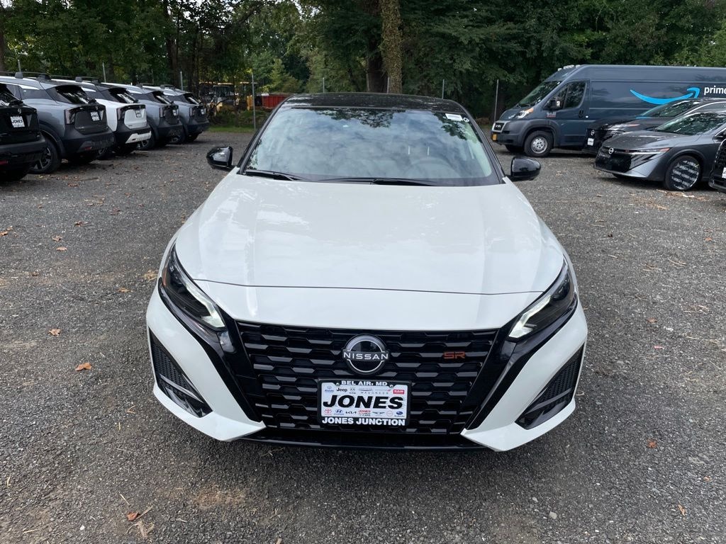 New 2026 Nissan Altima SR Sedan
