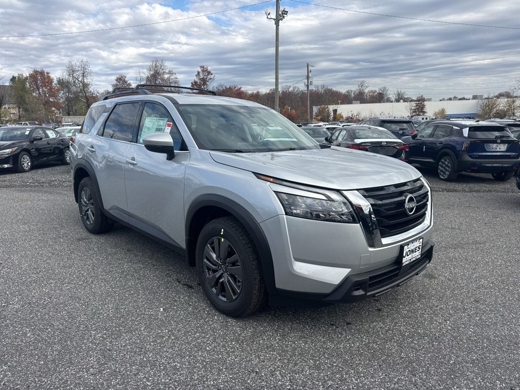 New 2025 Nissan Pathfinder SV SUV