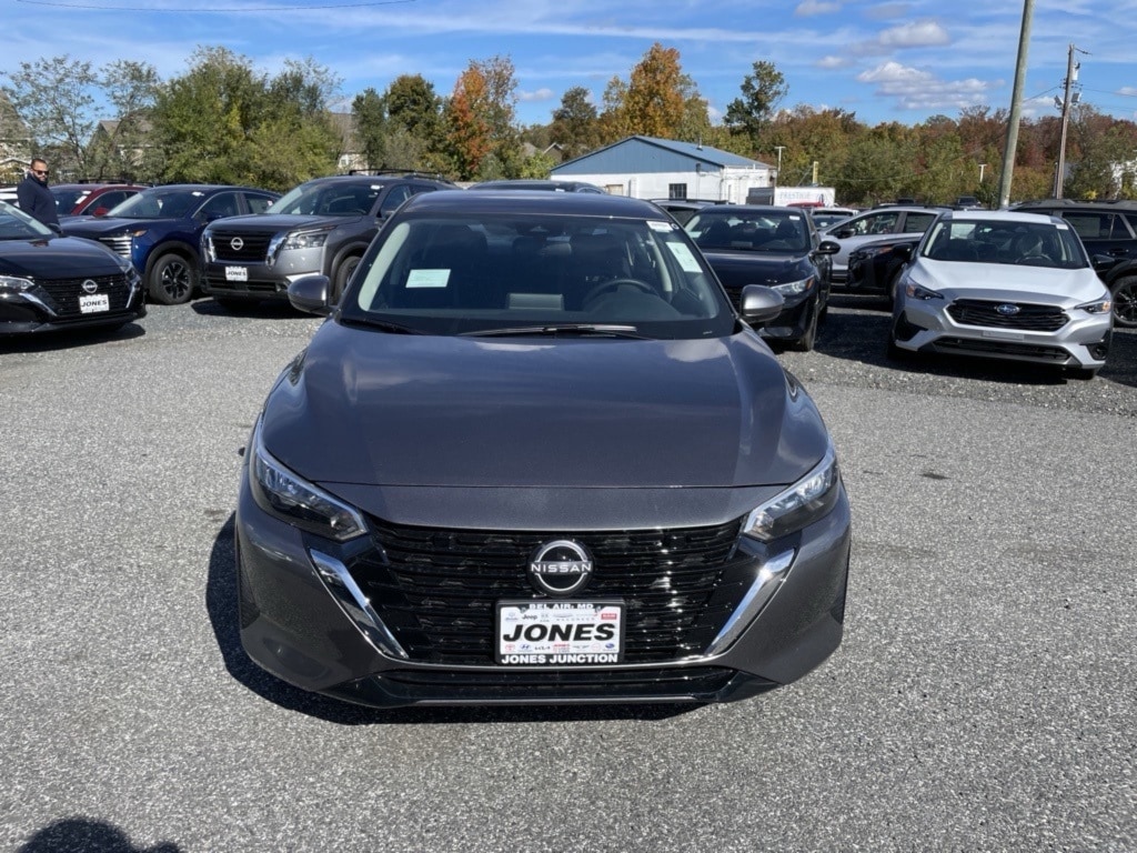New 2025 Nissan Sentra SV Sedan