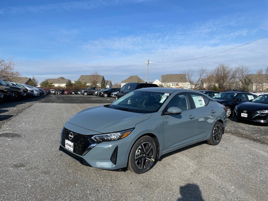 New 2025 Nissan Sentra SV Sedan