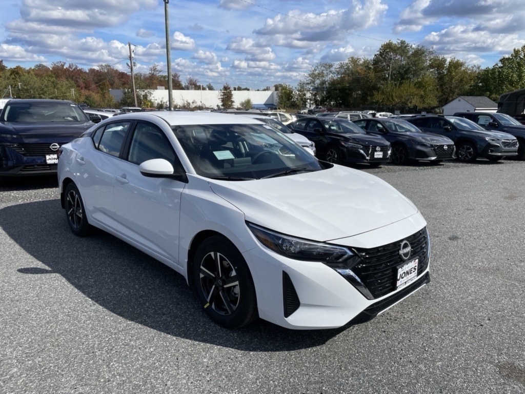 New 2025 Nissan Sentra SV Sedan