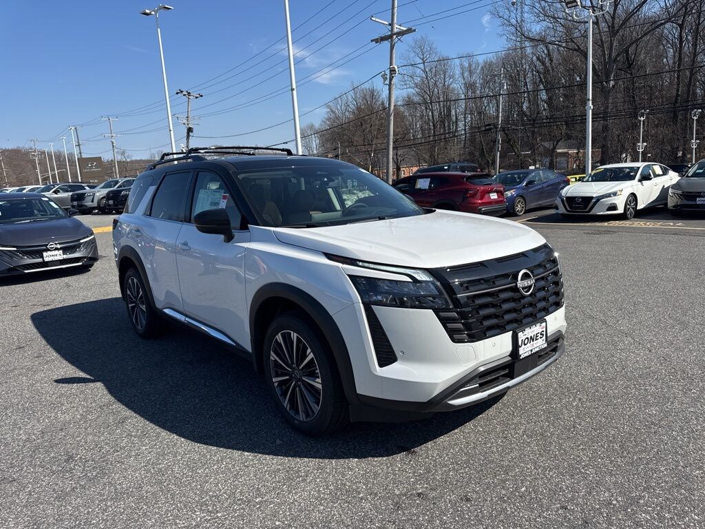 New 2026 Nissan Pathfinder Platinum SUV