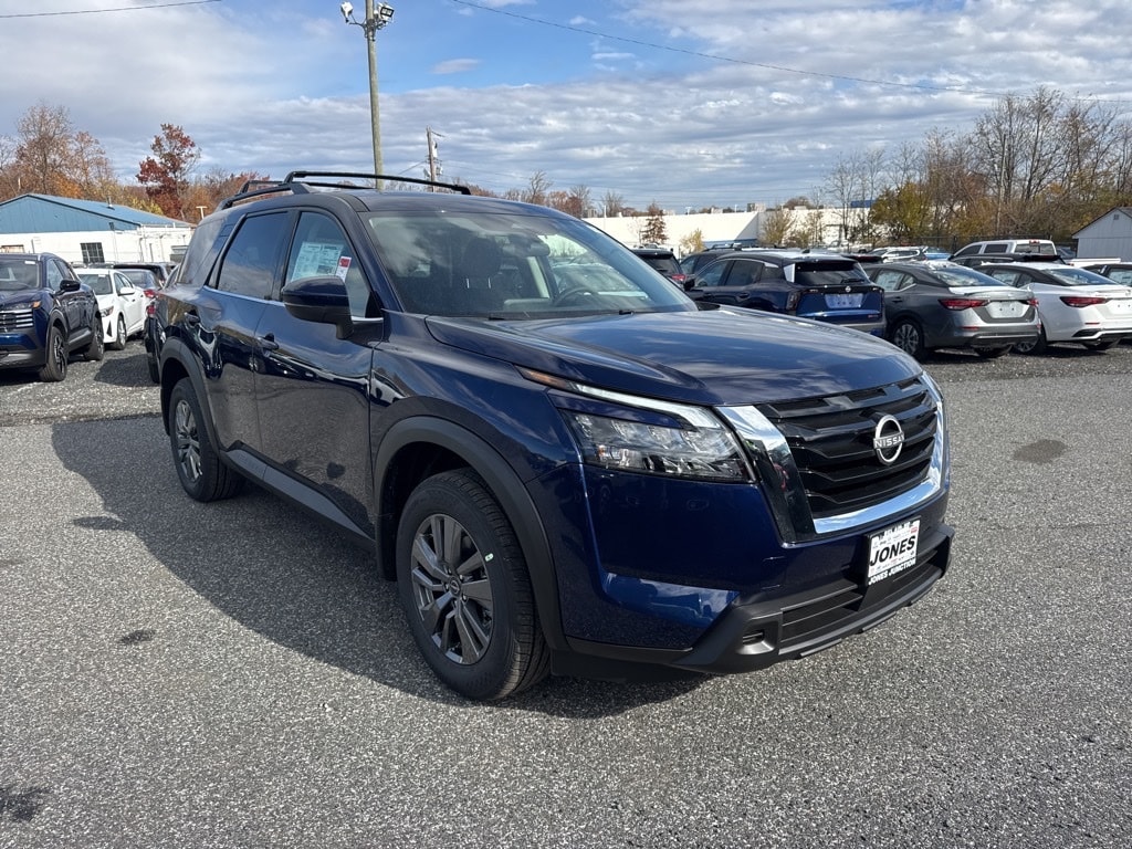 New 2025 Nissan Pathfinder SV SUV