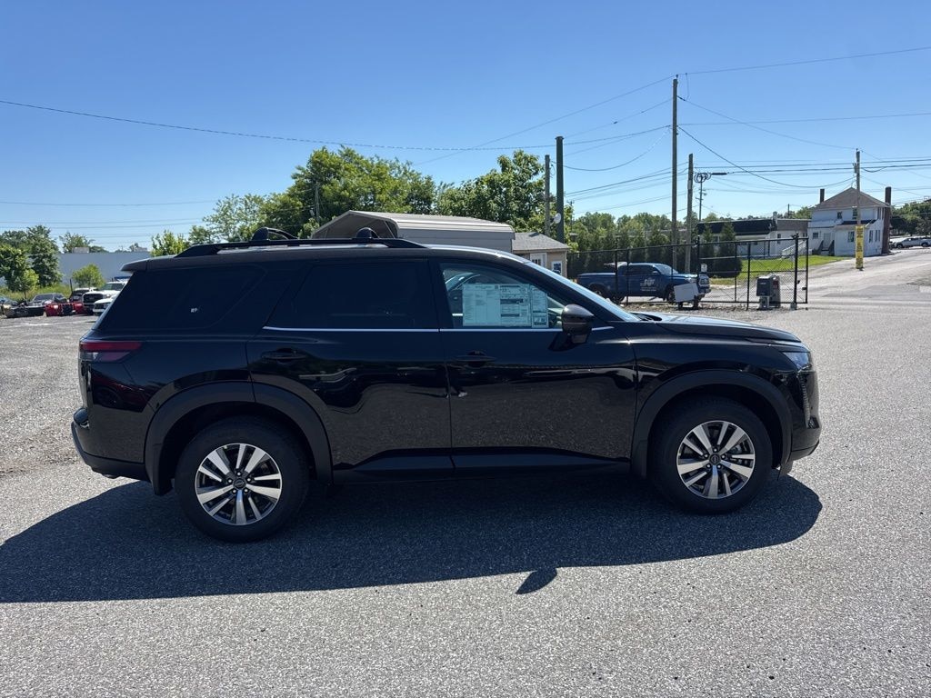 New 2026 Nissan Pathfinder SL SUV