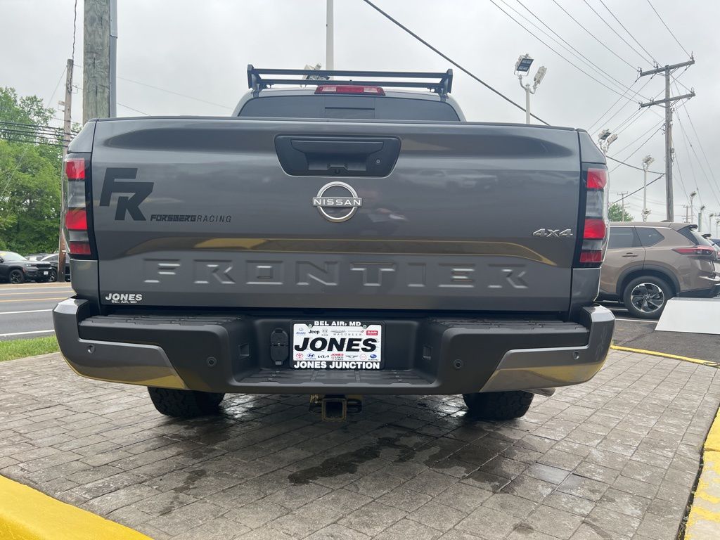 2025 Nissan Frontier SV - Photo 12